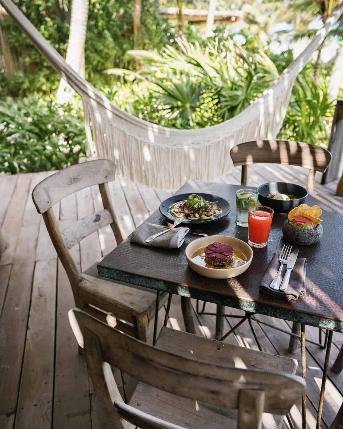 Diferentes experiencias gastronómicas en el hotel La Valise Tulum 